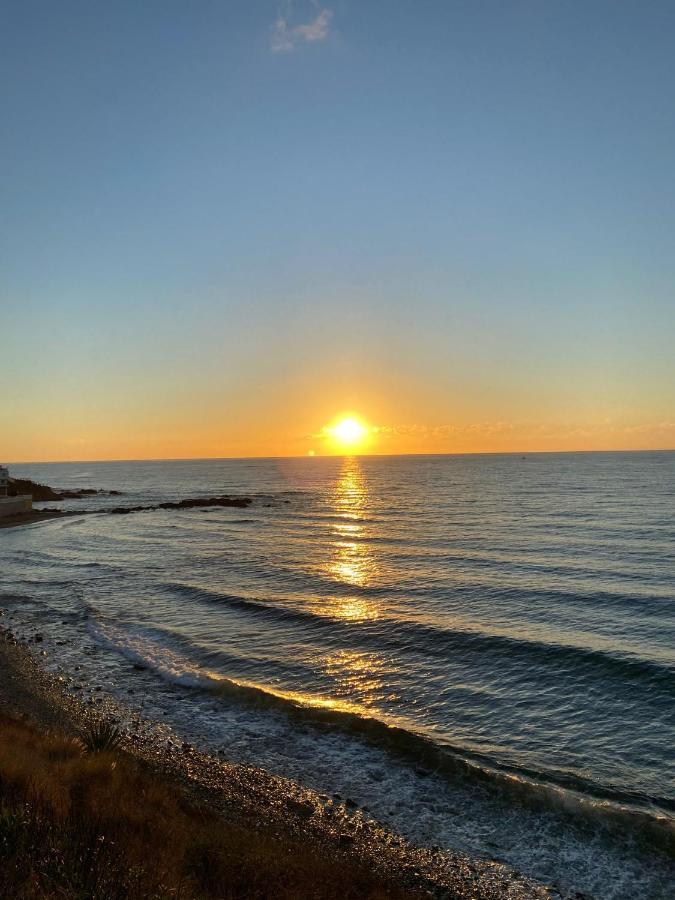 Apartamento Con Vistas Al Mar A Metros De La Playa Carihuela Soleil Apartment Торемолинос Екстериор снимка
