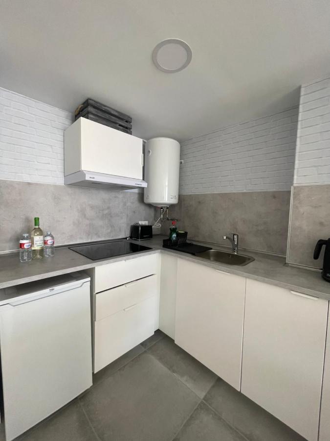 Apartamento Con Vistas Al Mar A Metros De La Playa Carihuela Soleil Apartment Торемолинос Екстериор снимка