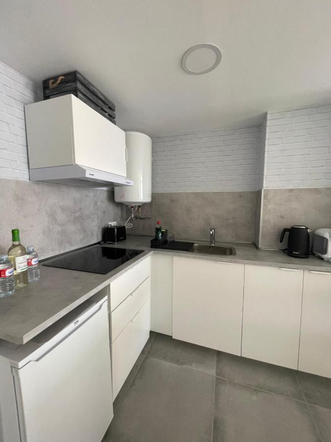 Apartamento Con Vistas Al Mar A Metros De La Playa Carihuela Soleil Apartment Торемолинос Екстериор снимка